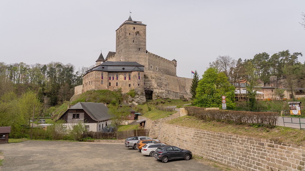 czeski raj zamek kost