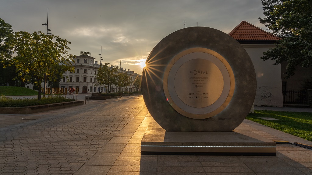 Lublin portal na placu Litewskim